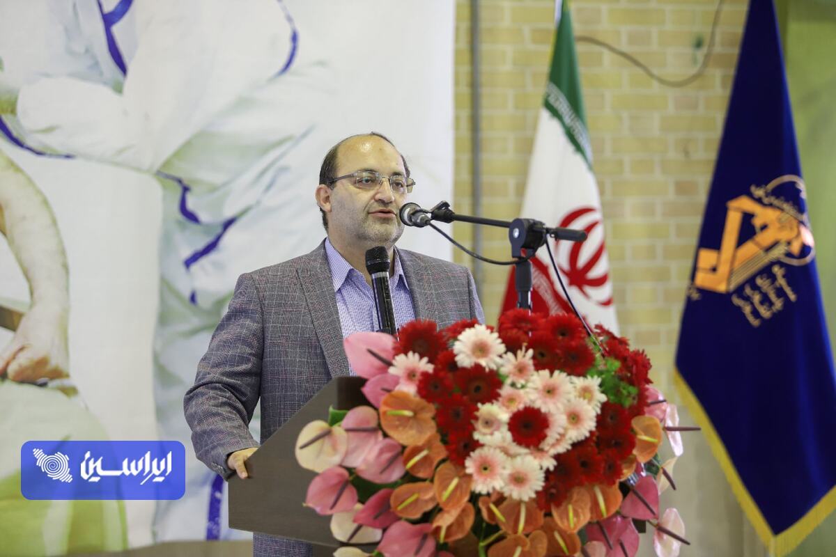 افتتاح مرکز واکسیناسیون کرونا در دانشگاه خوراسگان/همراهی &laquo;شرکت فولاد مبارکه&raquo; در مسیر توسعه افزایش مراکز تجمیعی واکسیناسیون کرونا