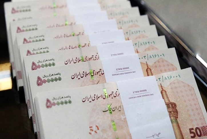 آخرین خبر از وضعیت حقوق کارمندان در سال ۱۴۰۰/ آیا واقعا احتمال کم شدن پرداختی‌ها به کارکنان وجود دارد؟