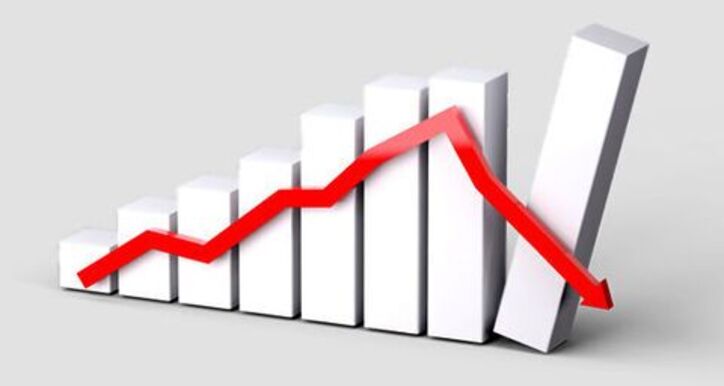 اولین منفی بورس در پاییز؛ شاخص بیش از ۲۲۰۰۰ واحد عقب نشینی کرد