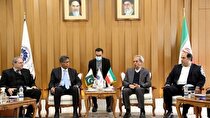 برطرف شدن توقف کامیون‌ها در مرز مشترک ایران و پاکستان تا روز جمعه