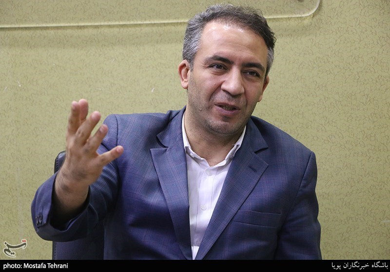 نظام بانکی، مالیاتی و یارانهای کشور مختل شده/ یارانه انرژی صرفاً در جیب ۵ میلیون نفر نظام بانکی، مالیاتی و یارانهای کشور مختل شده/ یارانه انرژی صرفاً در جیب ۵ میلیون نفر