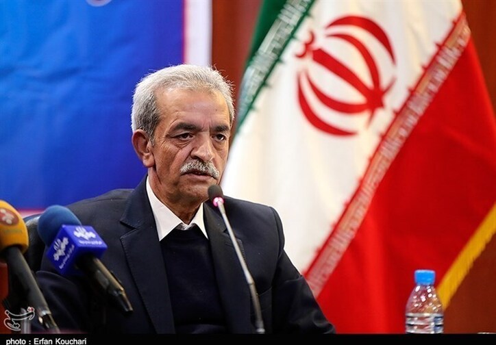رشد صادراتی کشور‌های همتراز ما در ۳۰ سال گذشته ۵ برابر شد/ شافعی: یک مریض و چهل قلندر در گمرکات است