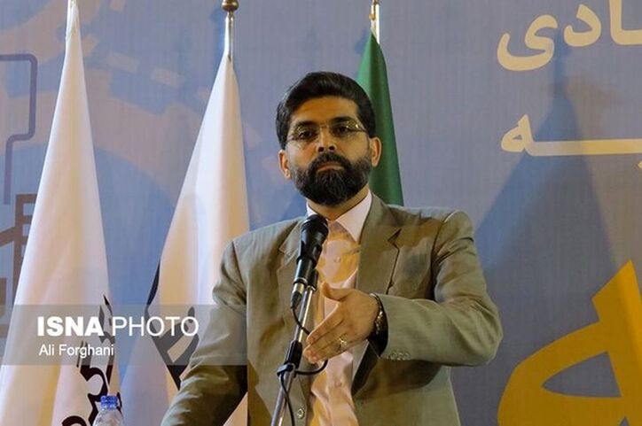 لابیرنتی که مقیمی مدیرعامل آن است