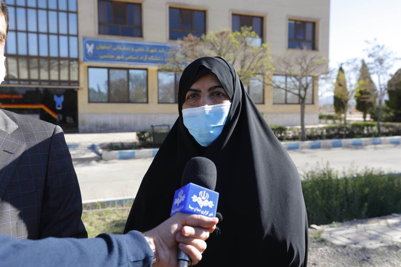 به عنوان یک صنعت بزرگ به دنبال نقشآفرینی موثر در حوزه دانشبنیان هستیم به عنوان یک صنعت بزرگ به دنبال نقشآفرینی موثر در حوزه دانشبنیان هستیم