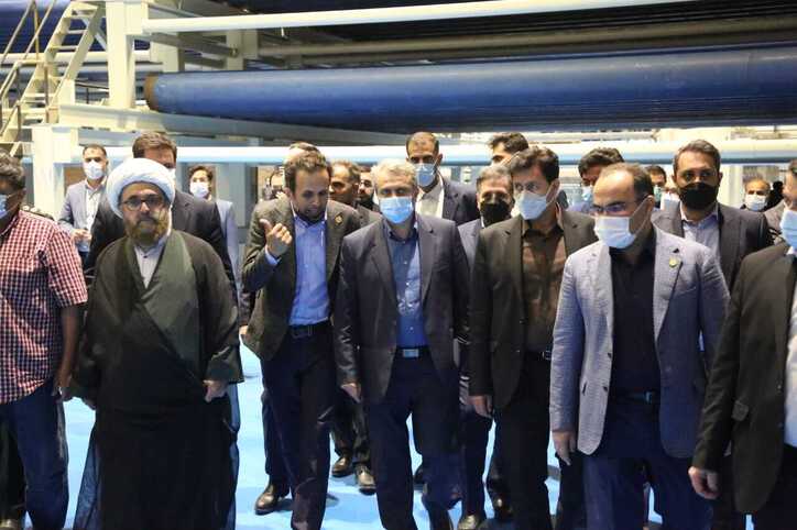 بازدید وزیر صمت از شرکت پیران پلیمر در شهرک صنعتی کوثر