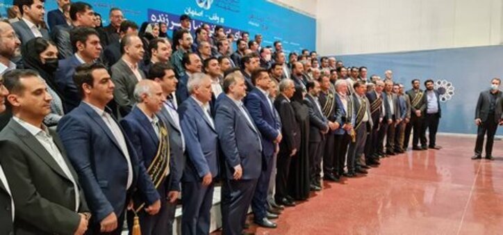 فولاد مبارکه رتبه اول نخستین جشنواره تقدیر از برگزیدگان مسوولیت اجتماعی را کسب کرد