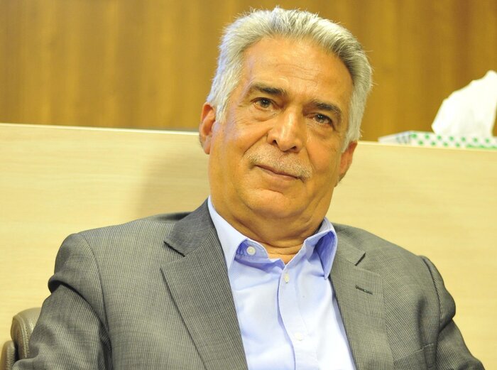 تولید ملی باید محور سیاستگذاریها باشد/ مشکلات اقتصادی و بیکاری با رونق تولید داخلی حل میشود تولید ملی باید محور سیاستگذاریها باشد/ مشکلات اقتصادی و بیکاری با رونق تولید داخلی حل میشود