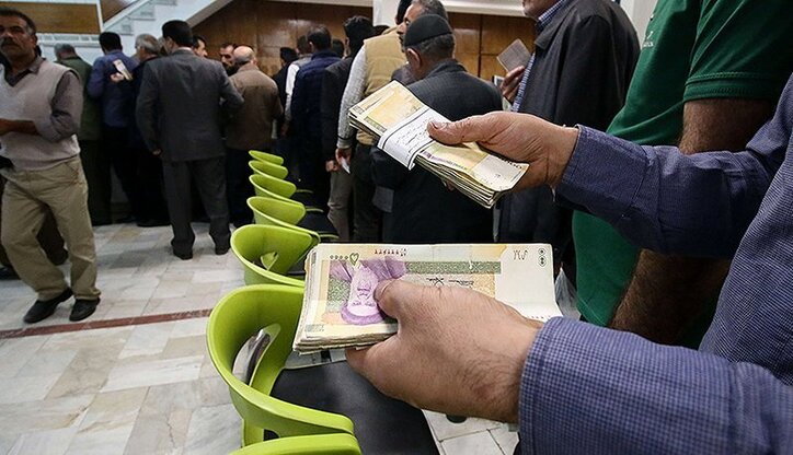 نقدینگی در کشور روبه افزایش است/ ابر تورم در راه است!