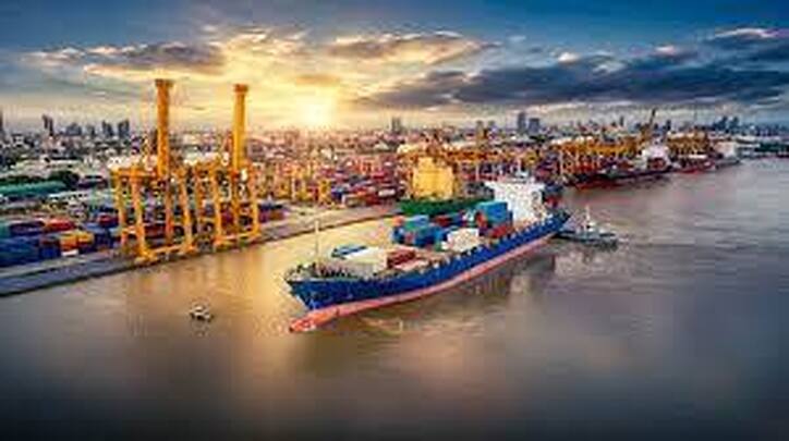 تسریع در ترخیص کالا در مناطق آزاد