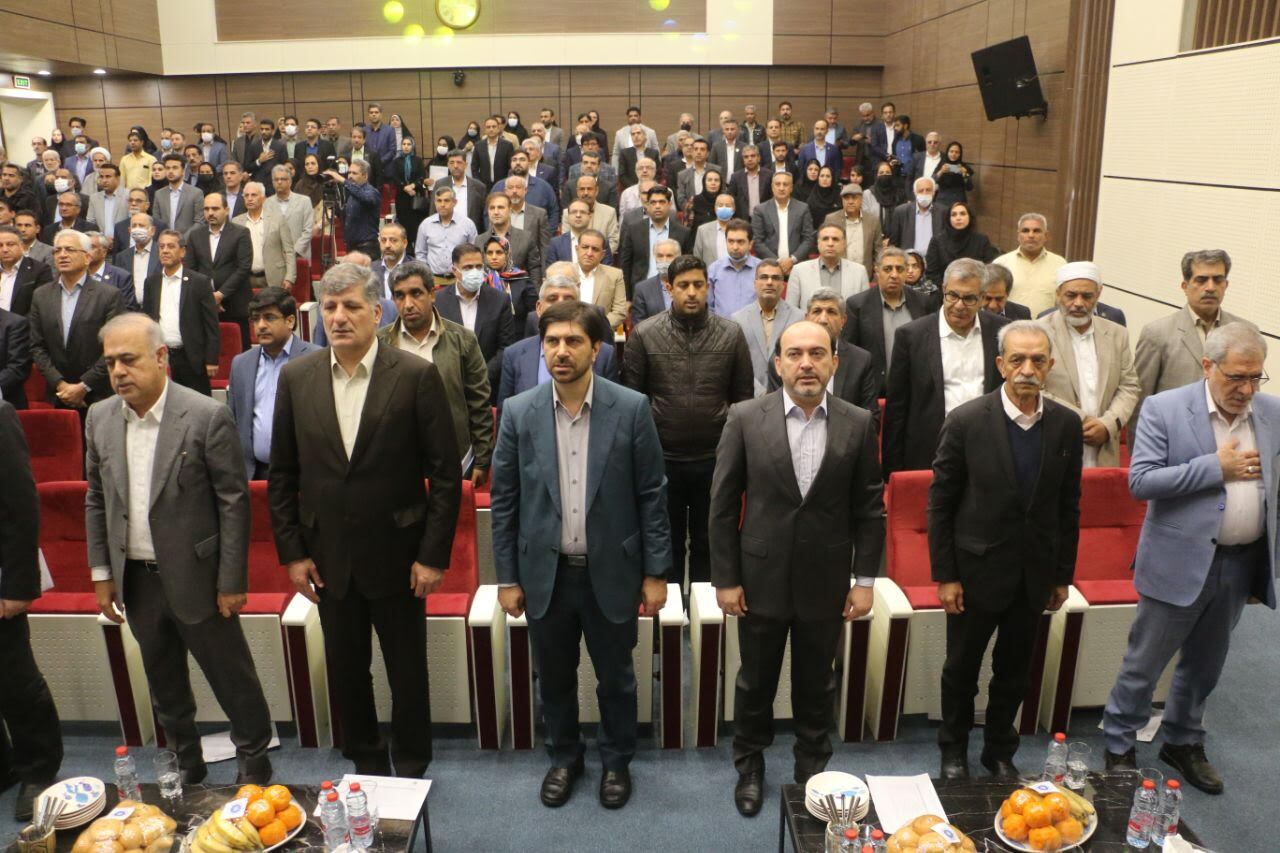 رئیس اتاق بازرگانی، صنایع، معادن و کشاورزی ایران: هرمزگان نوک پیکان توسعه تجارت خارج کشور است رئیس اتاق بازرگانی، صنایع، معادن و کشاورزی ایران: هرمزگان نوک پیکان توسعه تجارت خارج کشور است