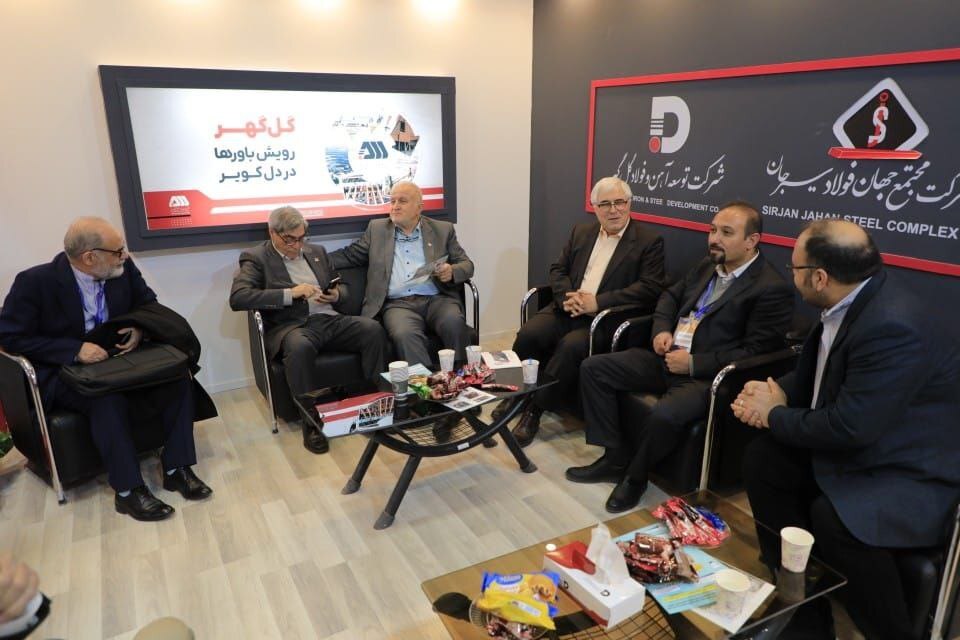 رونمایی از خط تولید انبوه دامپتراک ۶۰ تنی ایرانی به همت گلگهر رونمایی از خط تولید انبوه دامپتراک ۶۰ تنی ایرانی به همت گلگهر