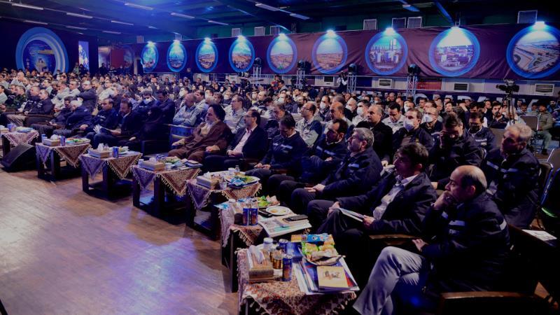 فولاد مبارکه الگویی مناسب برای مسیر پیشرفت کشور و خلق آینده&zwnj;ای بهتر است