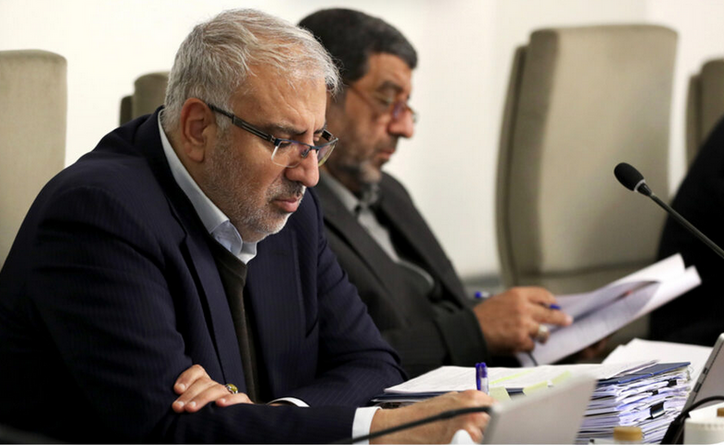 وزیر نفت به وعده گازی خود عمل نکرد/ صنعت فولاد به خواب رفته است