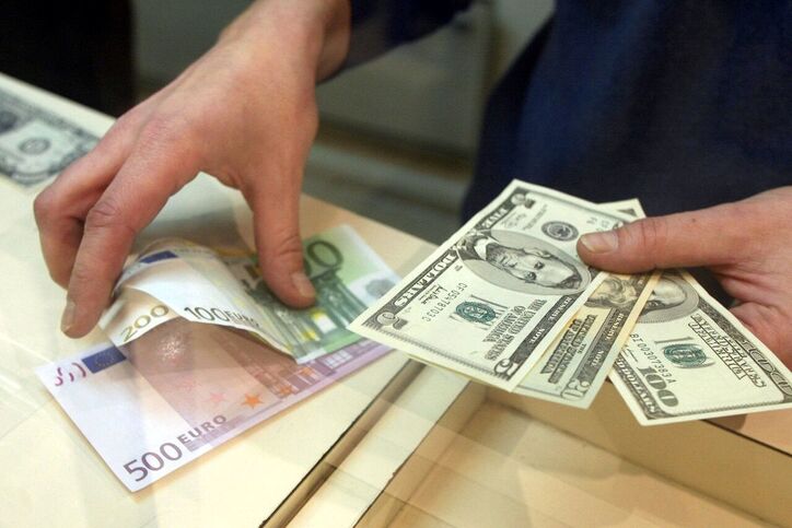 یک اتفاق غیرمنتظره در بازار متشکل ارزی