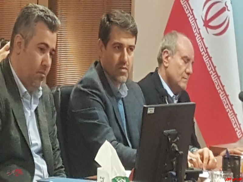 ایجاد سه هلدینگ مالی، سیمانی و صنعتی در دل 