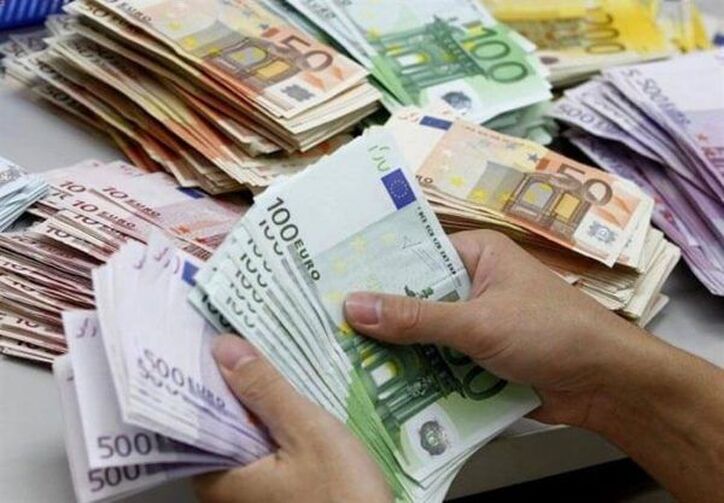 کاهش نرخ دلار/ افزایش بهای یورو و درهم
