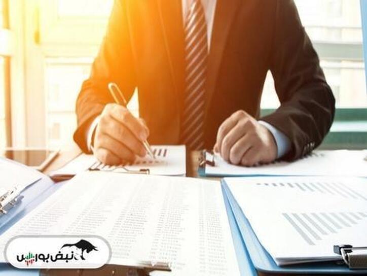 فروش بلوکی سهام یک شرکت بیمه‌ای | جزئیات واگذاری چیست؟