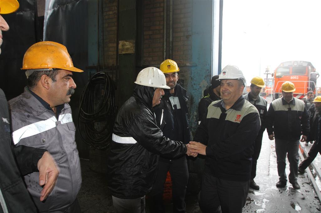 بومی سازی در ذوب آهن اصفهان از مصادیق مدیریت جهادی و دانش بنیان بومی سازی در ذوب آهن اصفهان از مصادیق مدیریت جهادی و دانش بنیان