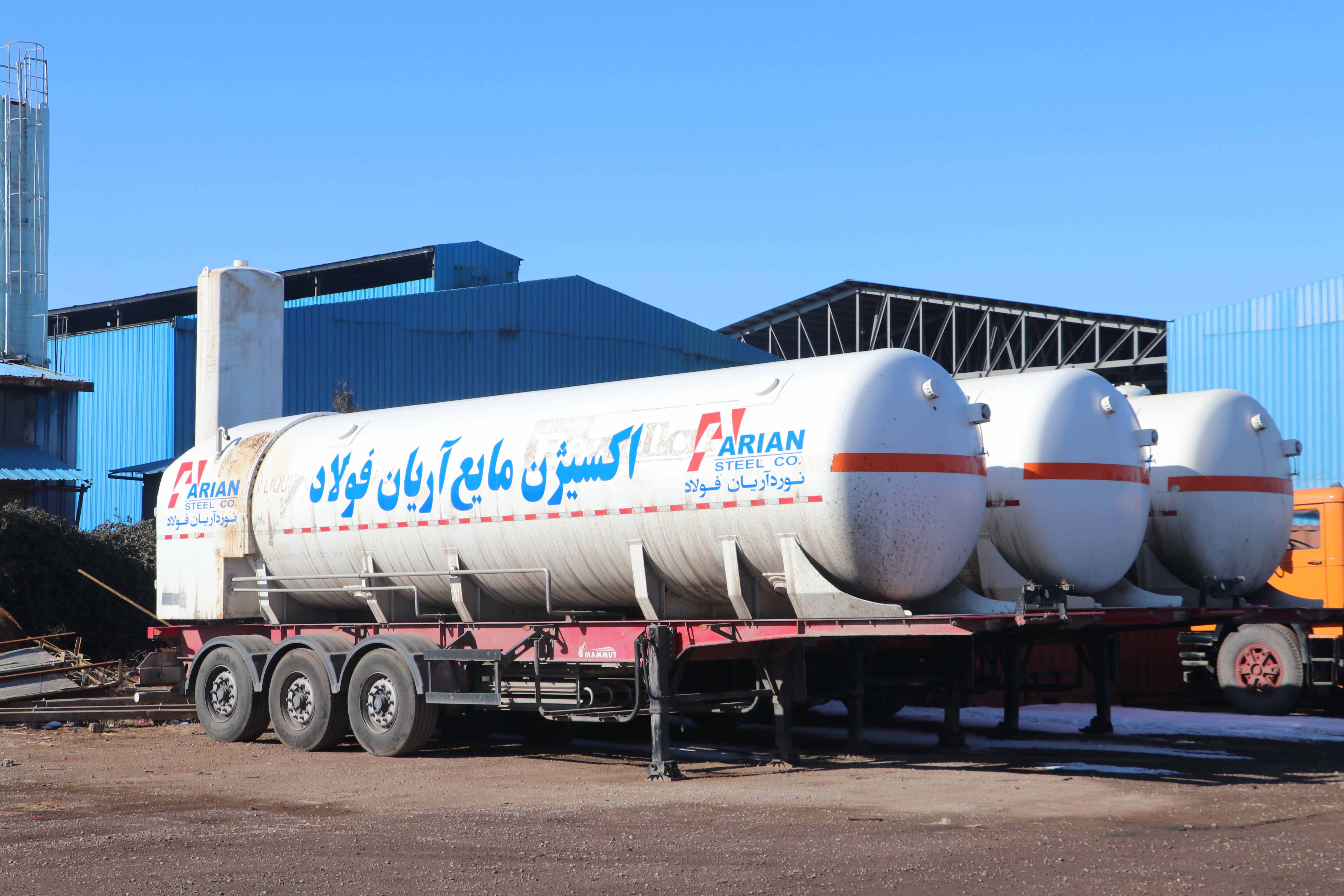 ارز چند نرخی خیانتی بزرگ/ تامین مواد اولیه اصلی&zwnj;ترین مشکل فولادی ها/ باید حداقل حقوق ماهانه کارگران ۳۰۰ دلار باشد
