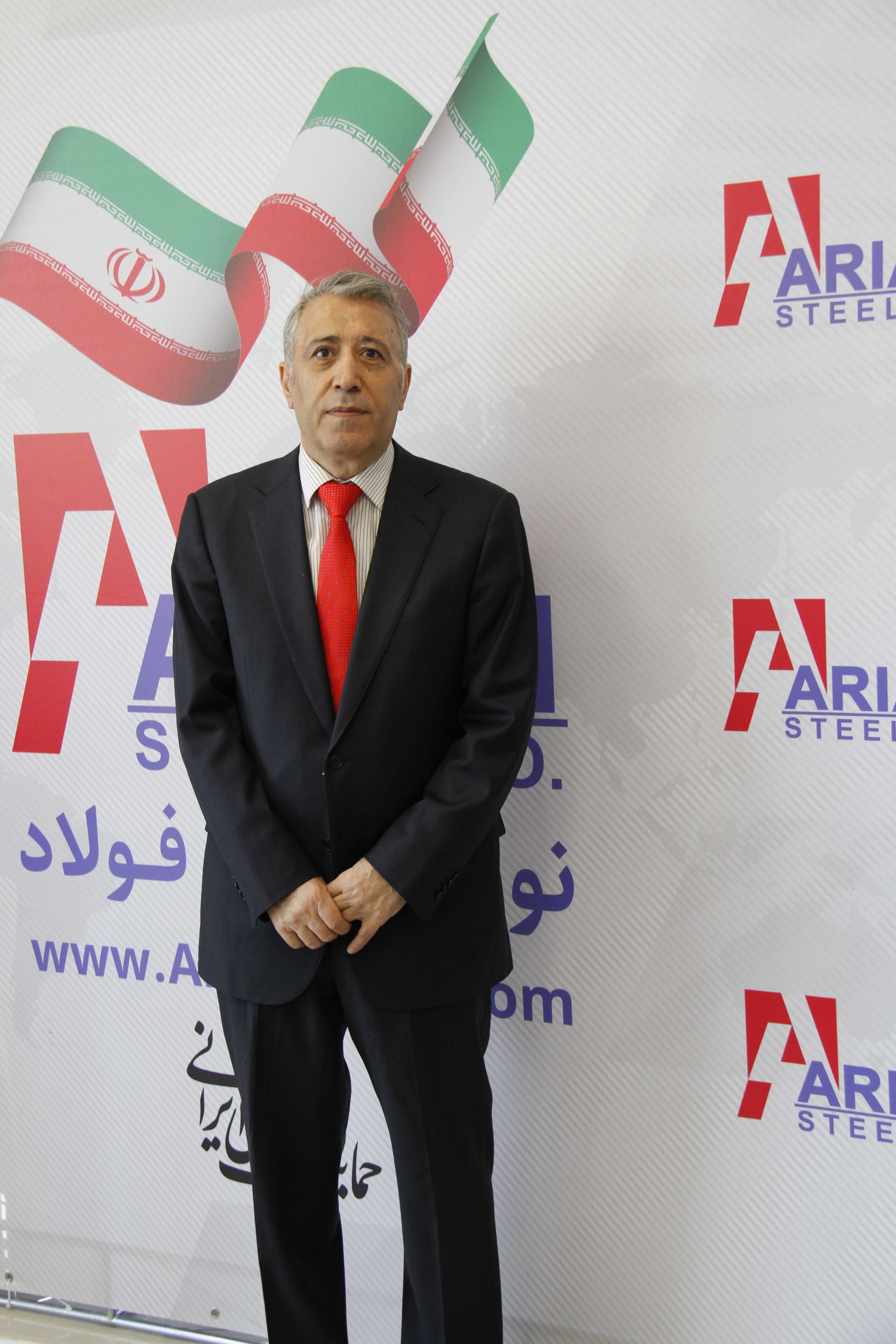 ارز چند نرخی خیانتی بزرگ/ تامین مواد اولیه اصلی&zwnj;ترین مشکل فولادی ها/ باید حداقل حقوق ماهانه کارگران ۳۰۰ دلار باشد