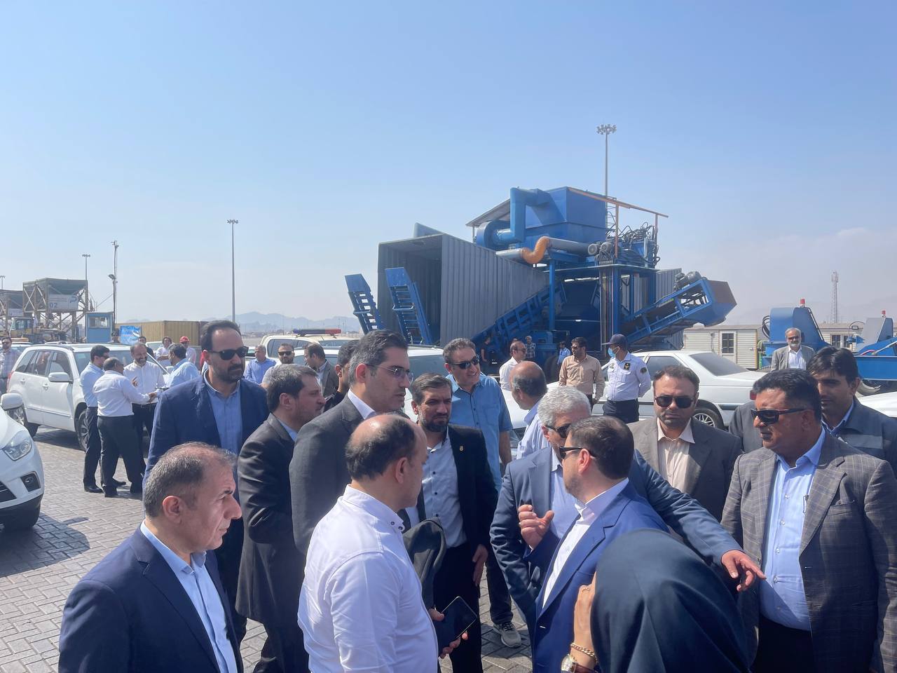 بذرپاش از بندر شهید رجایی، پروژه هیمکو و پروژههای در دست احداث بازدید کرد بذرپاش از بندر شهید رجایی، پروژه هیمکو و پروژههای در دست احداث بازدید کرد