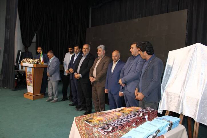 سخت‌تر از سنگ، رونمایی شد