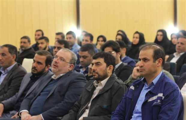آیین آغاز عملیات احداث و تکمیل پروژه فاز دوم کارخانه فولادسازی گروه ملی صنعتی فولاد ایران با حضور مسوولین کشوری و استانی برگزار شد