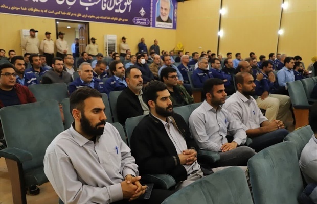 آیین آغاز عملیات احداث و تکمیل پروژه فاز دوم کارخانه فولادسازی گروه ملی صنعتی فولاد ایران با حضور مسوولین کشوری و استانی برگزار شد