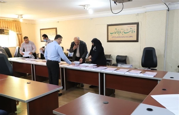 بزرگترین آزمون استخدامی گروه ملی صنعتی فولاد ایران برگزار شد بزرگترین آزمون استخدامی گروه ملی صنعتی فولاد ایران برگزار شد