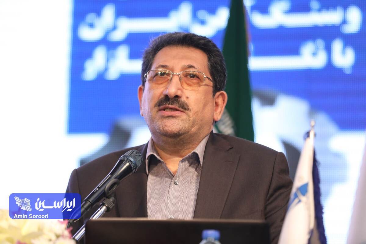 چرا صنعت مهم فولاد با چالشهای ابتدایی دست و پنجه نرم میکند؟ چرا صنعت مهم فولاد با چالشهای ابتدایی دست و پنجه نرم میکند؟