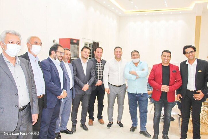 جشن بزرگ کارکنان شرکت سیمان سفید نی‌ریز