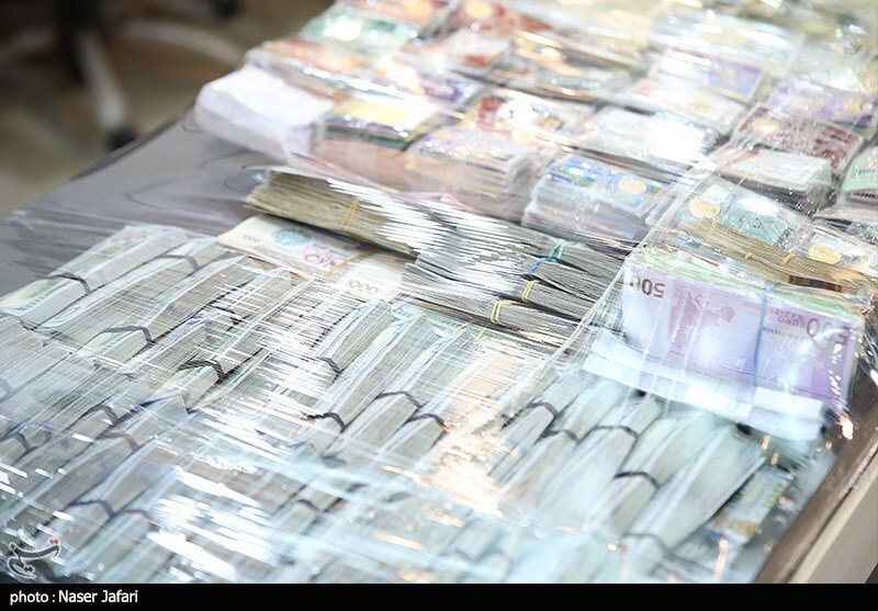 ۱۳ سارق صندوق امانات بانک ملی دستگیر شدند/ بازداشت برخی سارقان در ترکیه/ اکثر اموال صندوق&zwnj;ها بازگردانده شد + فیلم و عکس