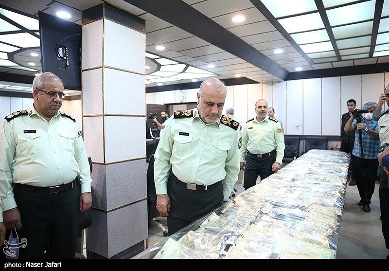 ۱۳ سارق صندوق امانات بانک ملی دستگیر شدند/ بازداشت برخی سارقان در ترکیه/ اکثر اموال صندوق&zwnj;ها بازگردانده شد + فیلم و عکس