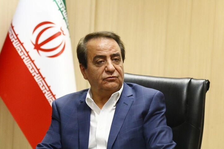 روند قیمت‌ها در بازار طلا و سکه نزولی شد/ فروشنده‌ها زیاد شدند