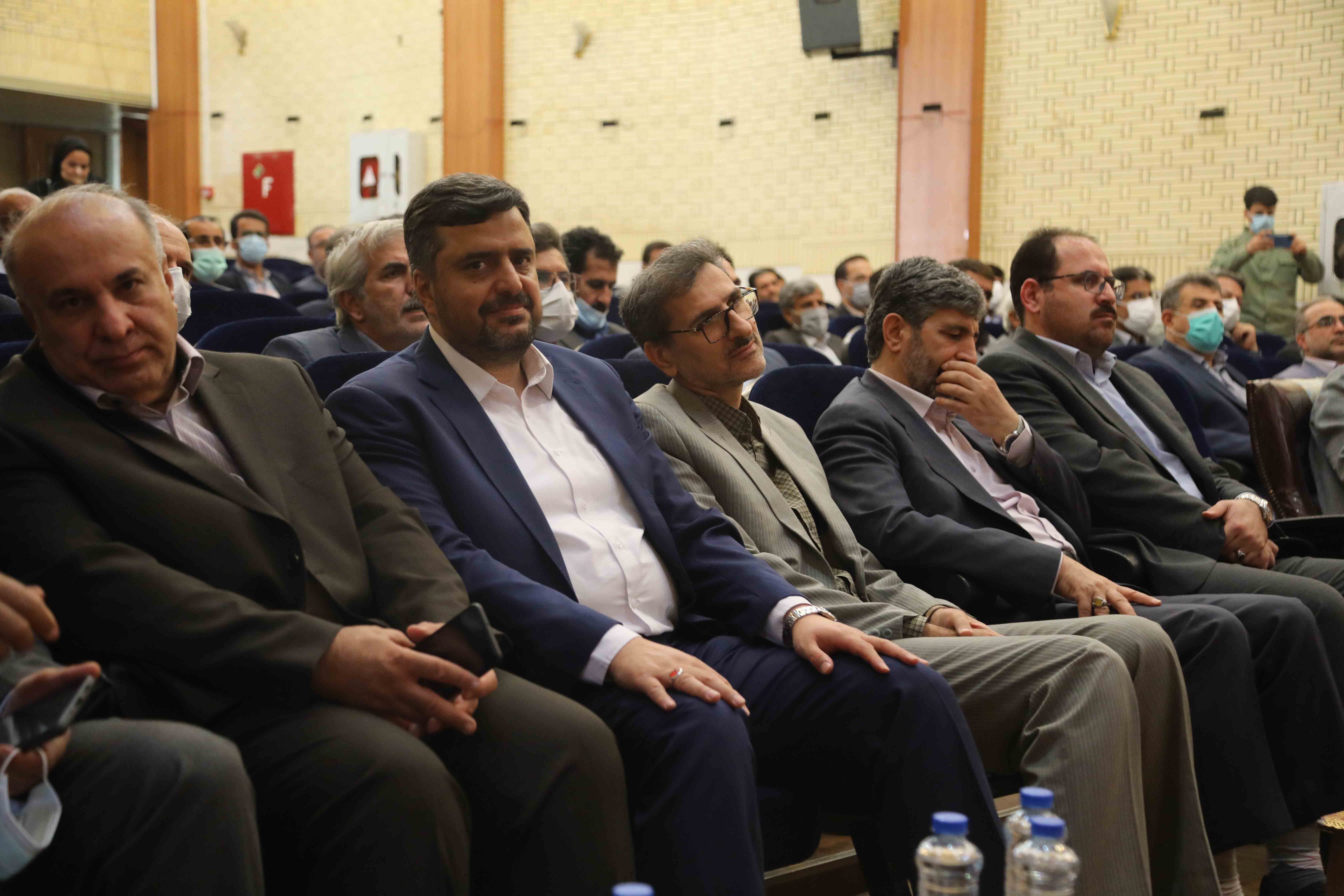 استان همدان پایتخت سیلیس و دولومیت کشور است/ ظرفیتهای معدنی بالا در «تاصیکو» و «شستا» استان همدان پایتخت سیلیس و دولومیت کشور است/ ظرفیتهای معدنی بالا در «تاصیکو» و «شستا»