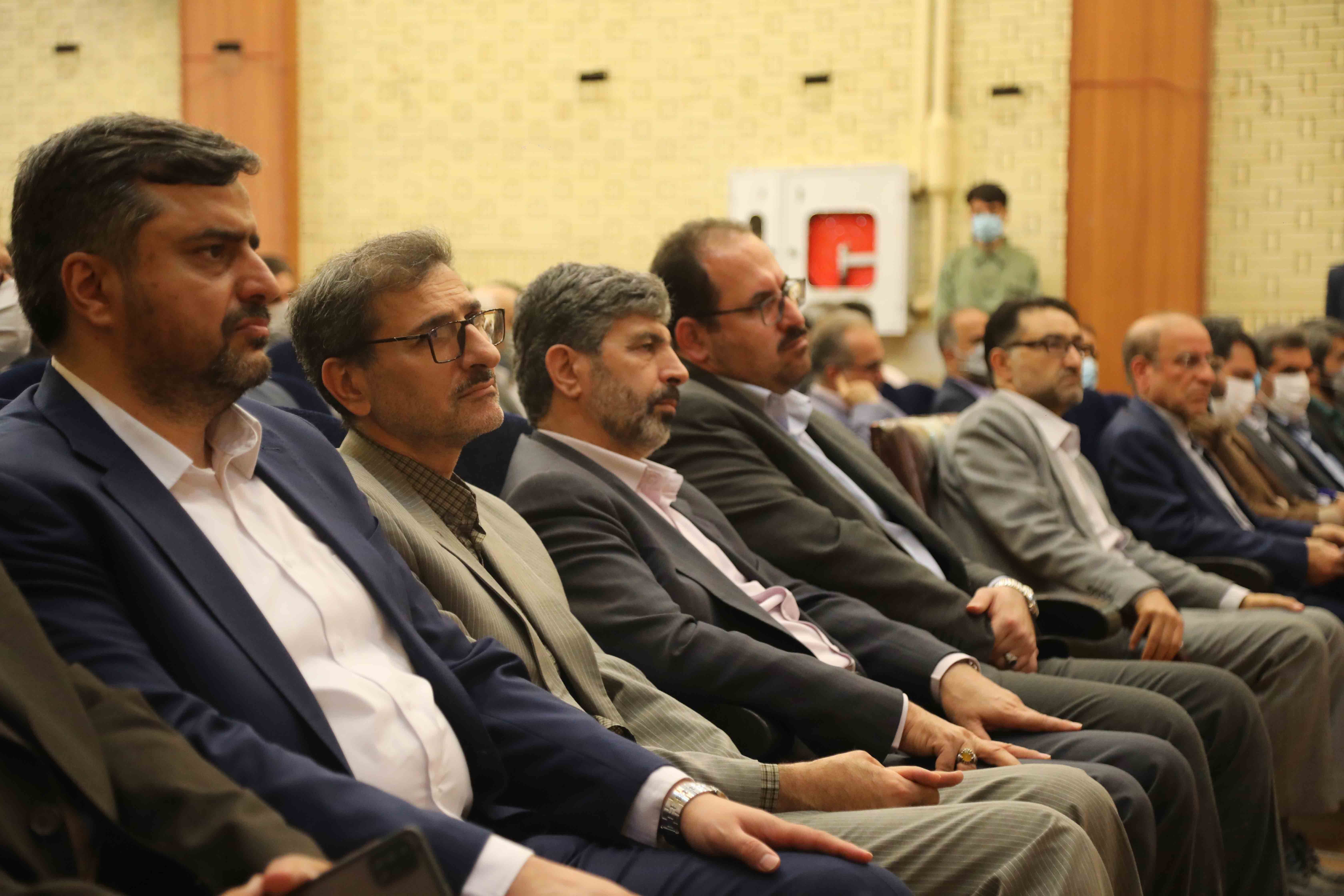 استان همدان پایتخت سیلیس و دولومیت کشور است/ ظرفیتهای معدنی بالا در «تاصیکو» و «شستا» استان همدان پایتخت سیلیس و دولومیت کشور است/ ظرفیتهای معدنی بالا در «تاصیکو» و «شستا»