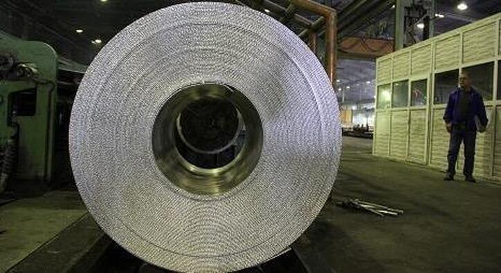 لزوم ثبات قیمت مواد اولیه در بازار