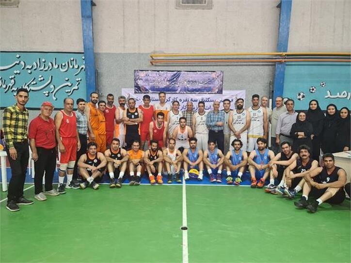 مسابقات بسکتبال لیگ کارگران استان کرمان با حضور بیش از ۶۰ ورزشکار در قالب ۸ تیم آغاز شد