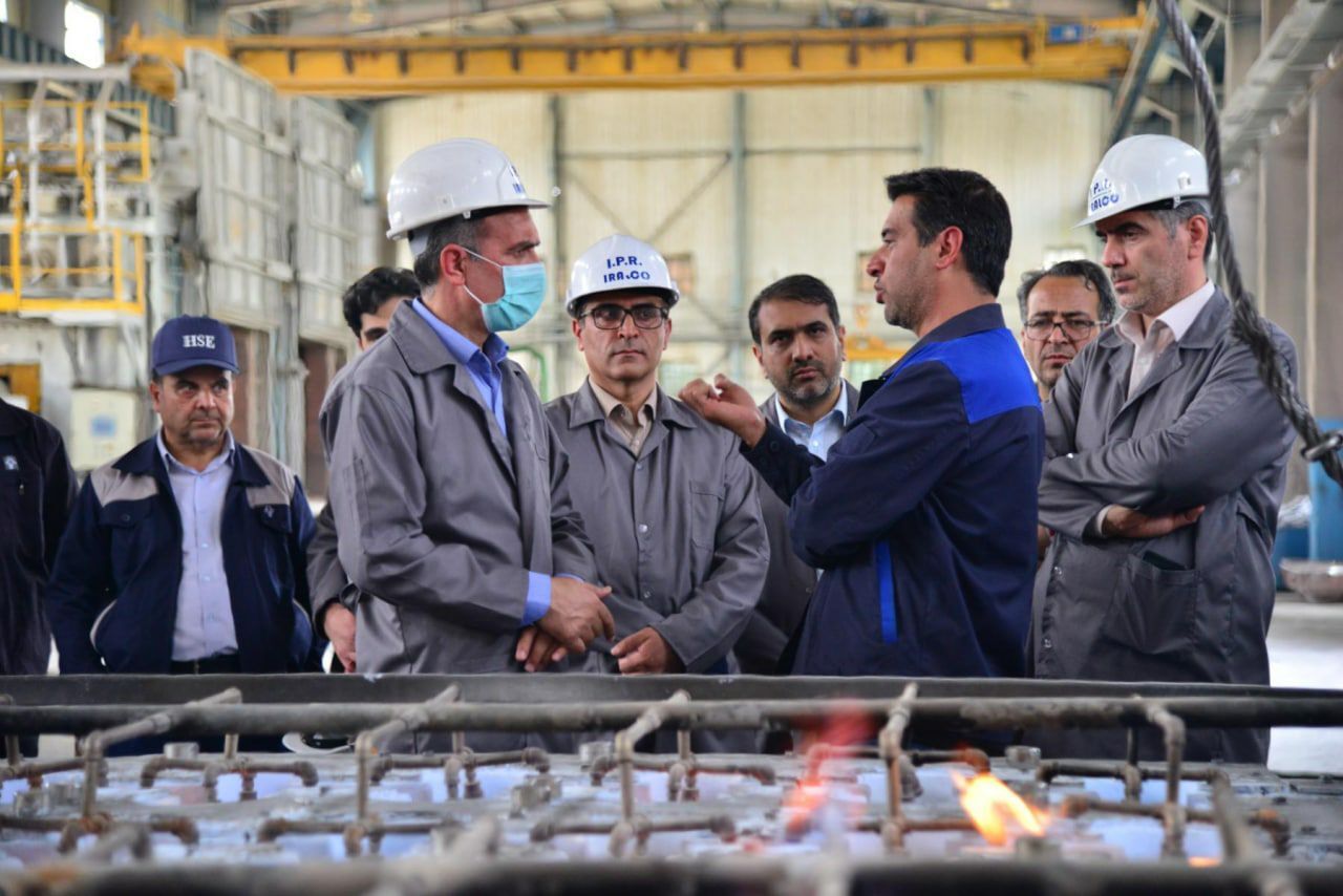 بازدید مهندس رستمی مدیرکل سازمان فنی و حرفهای استان مرکزی از شرکت آلومینیوم ایران بازدید مهندس رستمی مدیرکل سازمان فنی و حرفهای استان مرکزی از شرکت آلومینیوم ایران