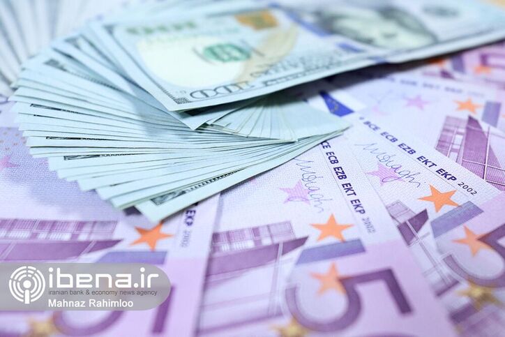 دلار در یک قدمی یورو