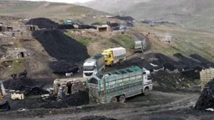 هوانینگ، واردات مواد سوختی را از افغانستان متوقف می‌کند