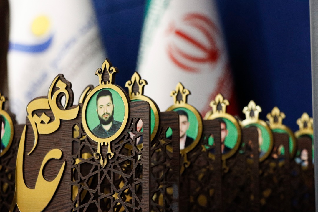حال و هوای غدیری در بزرگترین و مدرنترین کارخانه آلومینیوم کشور/ برگزاری مراسم تجلیل از ۹۲ نفر سادات مجتمع صنایع آلومینیوم جنوب حال و هوای غدیری در بزرگترین و مدرنترین کارخانه آلومینیوم کشور/ برگزاری مراسم تجلیل از ۹۲ نفر سادات مجتمع صنایع آلومینیوم جنوب