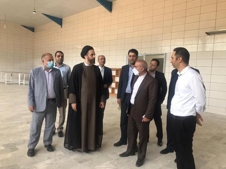 بازدید دادستان شهرستان مینودشت از واحد‌های تولیدی و صنعتی