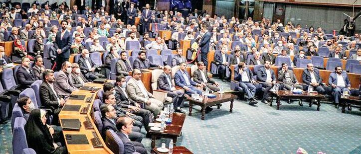 سرمایه‌گذاری متفاوت صنعت فولاد/ پیشکسوتان صنعت فولاد الگوی نسل آینده می‌شوند