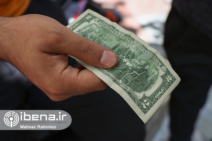 تداوم نوسان کاهشی دلار در کانال ۲۸/ سقوط دلار در بازار غیررسمی