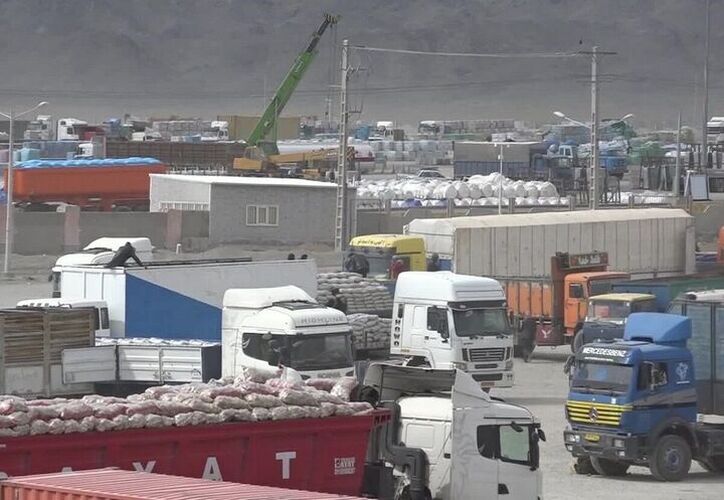 صادرات ۳۳۳ میلیون دلاری کالا از گمرکات آذربایجان شرقی