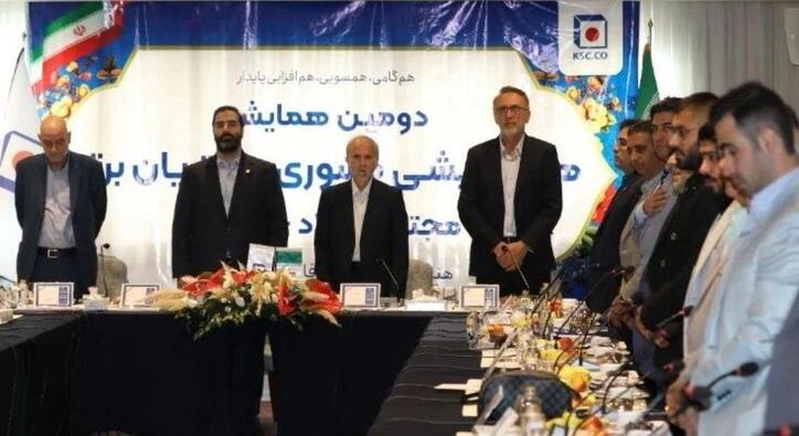 مشتری‌مداری و ارتقای کیفیت ارتباط با مشتریان