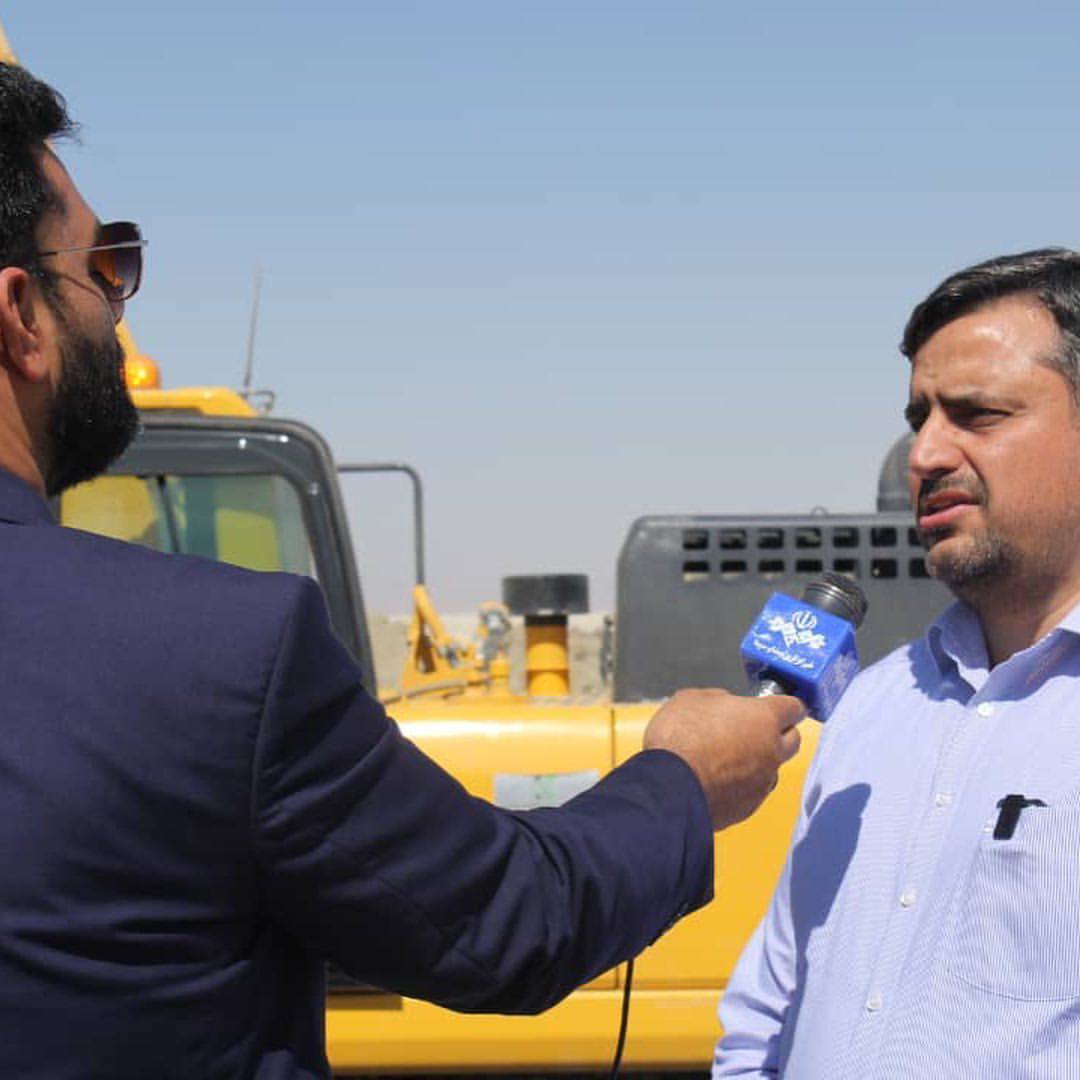 بازدید مدیرعامل شرکت سرمایه گذاری صدر تامین از شرکت معدنی املاح ایران بازدید مدیرعامل شرکت سرمایه گذاری صدر تامین از شرکت معدنی املاح ایران