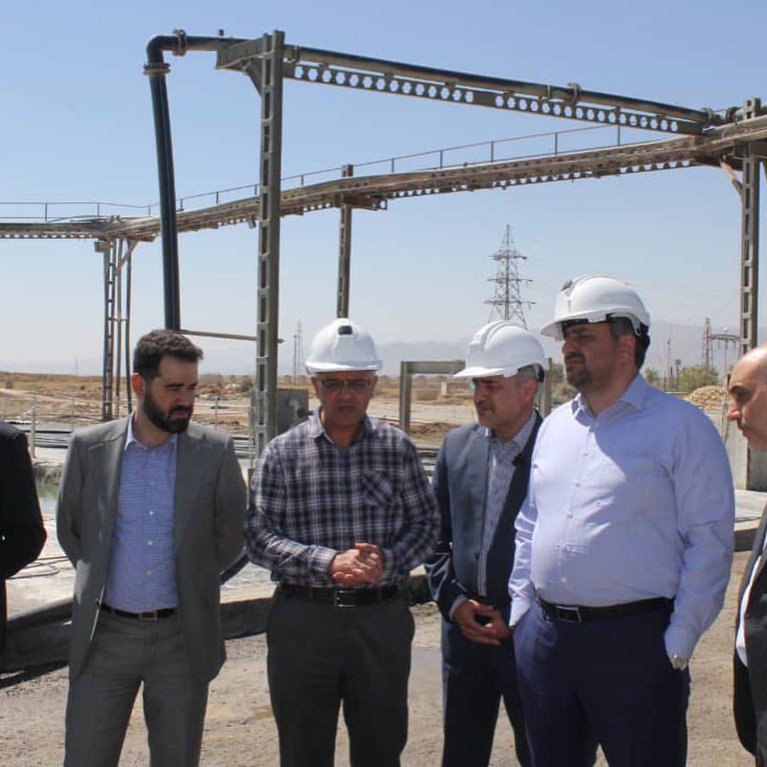 بازدید مدیرعامل شرکت سرمایه گذاری صدر تامین از شرکت معدنی املاح ایران بازدید مدیرعامل شرکت سرمایه گذاری صدر تامین از شرکت معدنی املاح ایران