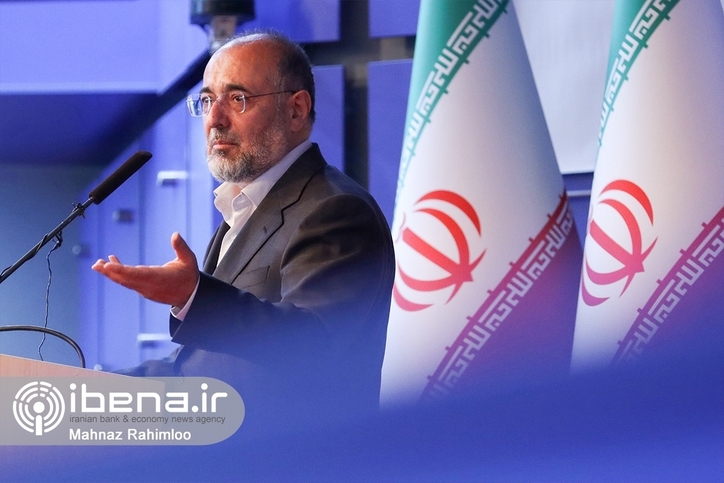 نقش تسهیلات‌دهی را به بانک‌ها برگردانیم/ چگونه می‌توان نرخ منفی سرمایه‌گذاری را مثبت کرد؟